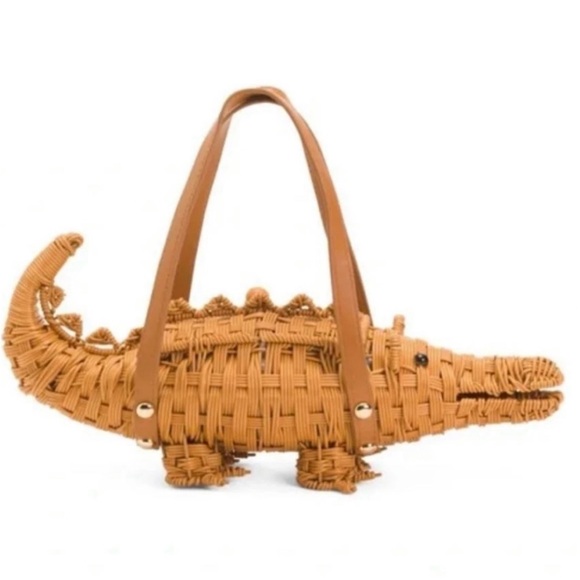 Tommy Bahama Handbags - Tommy Bahama Woven Crocodile Novelty Handbag Tan Rattan Statement Purse